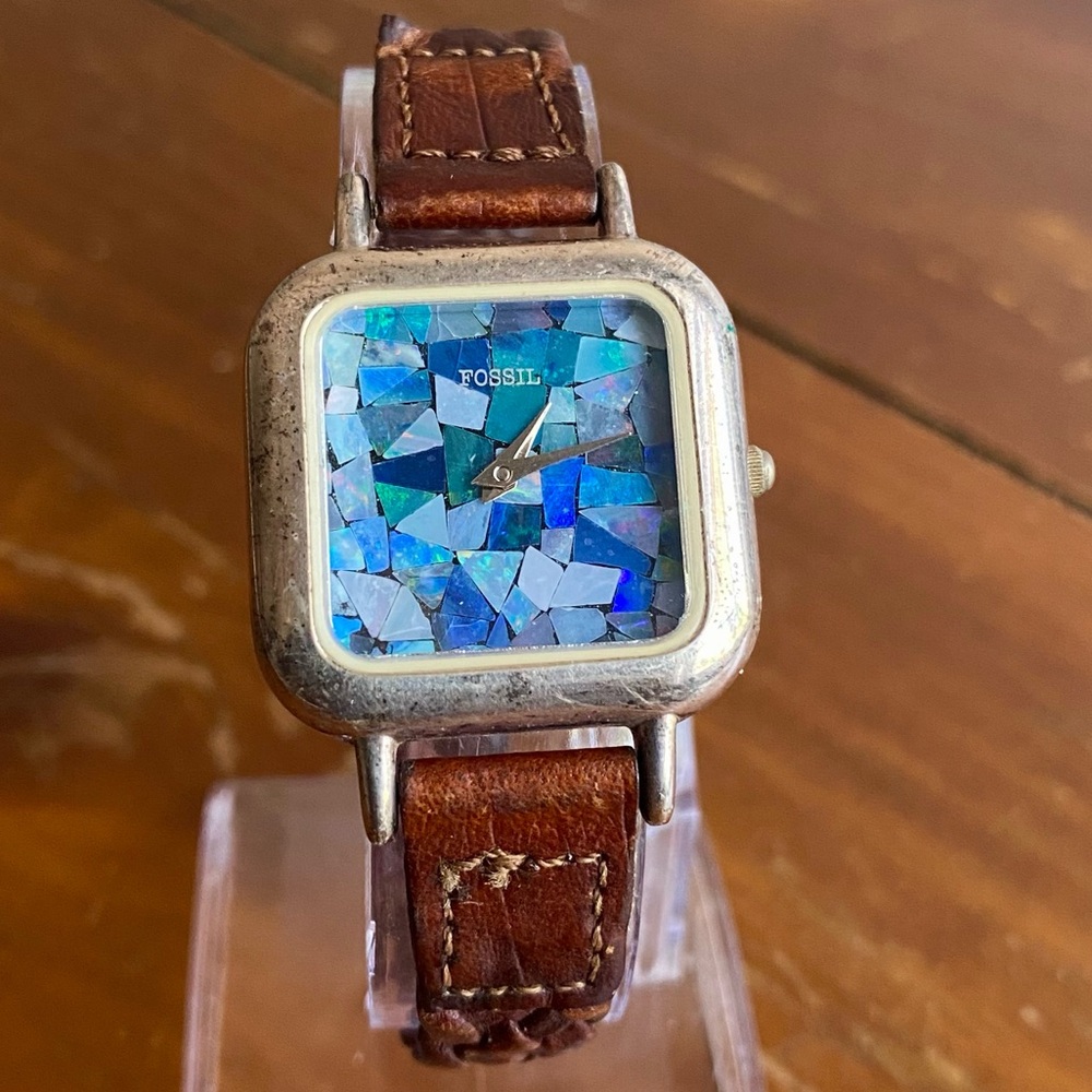 1993 SHATTERED ABALONE FOSSIL WATCH HE-3367